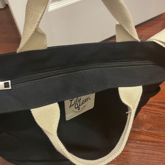 Lily Queen Women Canvas Tote Handbag - Picture 3 of 4